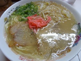 ラーメン専門店 藤原来々軒 - ラーメン600円（大盛りは700円）。これがデフォ。醤油、チャーシュー、カレーなどもあり。