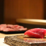 海味 - 赤身　１７６ＫＧのマグロ　勝浦