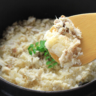 Luxurious sea bream rice where you can enjoy only sea bream. Fluffy and fluffy with Nanbu ironware