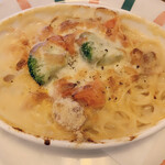 ナポリの食卓 - 海老旨味たっぷりビスクのグラタン風スパゲティー