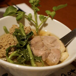 温泉山荘 だいこんの花 - クレソンと鴨のはりはり鍋