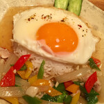 オオクサ - 長粒米で作るガパオライス　本場のガパオライスより段違いに美味しいと思います　だって出汁が違うもん