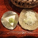 吟八亭 やざ和 - 薬味