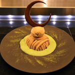 トシ・ヨロイヅカ 東京 - 