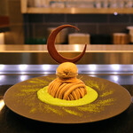 トシ・ヨロイヅカ 東京 - 