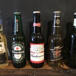 REDS’ BURGER STORE - 