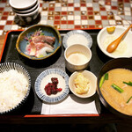 Hanareno Mikajinoba - お造り定食