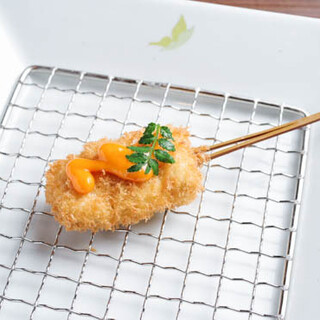 A wide variety of creative kushikatsu that you can enjoy in a variety of flavors!