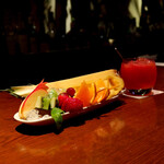 バー トモアキ - 