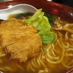 万世麺店 - 特選パーコー麺・大盛(880+100円)　12.01.20.