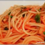 ポルコスピーノ - スパゲティ菜の花と筍のトマトソースのアップ
