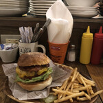 Jack37Burger - バリネスベーコンチーズバーガー￥1430