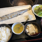 Sumibiyaki Hagi - さんまの塩焼き定食