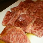 焼肉 いたみ 学芸大学店 - A５ランク上ロース！