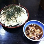 瀧乃家 - メニューには無い『中華』、かんすいの入っていない白い麺です。