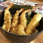 無添くら寿司 - 天丼：380円ぐらい？