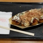 築地銀だこ - たこ焼き8個(590円)