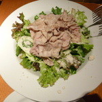 VIOLA - 豚肉のサラダ