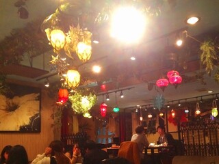 IKEBUKURO Cafe＆Dining Pecori - 内観