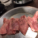 岩見沢精肉卸直営 牛乃家 - 