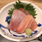 磯家 たいこま - ぶり刺身