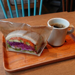 Cafe TRAINNO sandwich - 