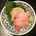 Azusagawa - ぶり大根と寒ぶり刺身の定食 900円 の寒ぶり刺身