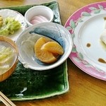 マクロビオティックのレストラン　クグロフ - 「野菜のｸﾚｰﾌﾟ＆玄米定食(半ﾗｲｽ)」\1000です