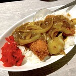 民の便利店 - カキフライカレーライス（800円）＋大盛（150円）