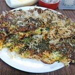 やまざき - お好み焼き(肉玉子大判)   760円