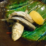 福寿司 - 追加のママカリ