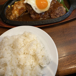 ステーキ&ハンバーグのくいしんぼ_1