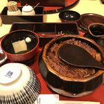 あつた蓬莱軒 松坂屋店 - 