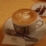 COVA MIDLAND SQUARE - カプチーノ