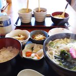 かよさん - 鶏団子うどんセット550円