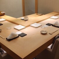 鮨 なんば 日比谷 - 角部屋