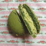 オクシタニアル 東京本店 - マカロン　ピスタチオ　270円