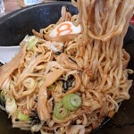8番らーめん 新保店 - 唐麺(2玉)・まぜ後