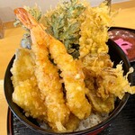 白花咲々 - ランチ日替わり上天丼 1100円
      （おしんこ・味噌汁付）