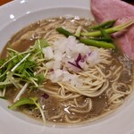 濃厚煮干し豚骨ラーメン 800円
