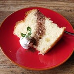 タリ カフェ&ミール - 【40品目のプレートごはん：デザート】
この日は「シフォンケーキ」。