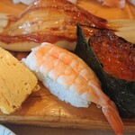 玄海寿司 本店 - 玉子焼き、海老、イクラ