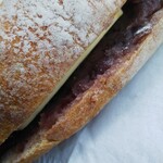 メゾン ムラタ - 程よい甘さのあんこにバター、そして美味しいバケット
      間違いない美味しさ♡