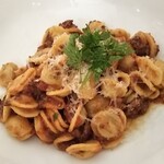 Le Grand Réfectoire - オレキエッテのラグーソース