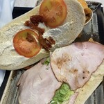 Adelholzener Bar - パニーニの中身♪