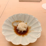 鮨 なんば - ヤリイカ煮のタレにシャリを投入。