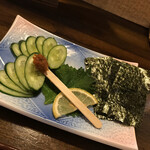 遊酒食堂 宇都宮 - 天皇家御献上品
      超高級汐うにᕦ(ò_óˇ)ᕤ
      （２グラム）
      
      店主曰く
      １グラムで一合は軽く飲める。とおっしゃる
      それだけ濃厚な汐うにです（＾ω＾）