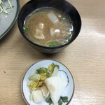 Hashimasa - 定食の豚汁と漬物