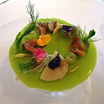 メゾン・ド・タカ芦屋 - 春の庭園を想わせるコキヤージュのアスピック　セロリのスープと共に