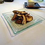 メゾン・ド・タカ芦屋 - 使用したセップ茸ももってきてくださり説明してくださいます